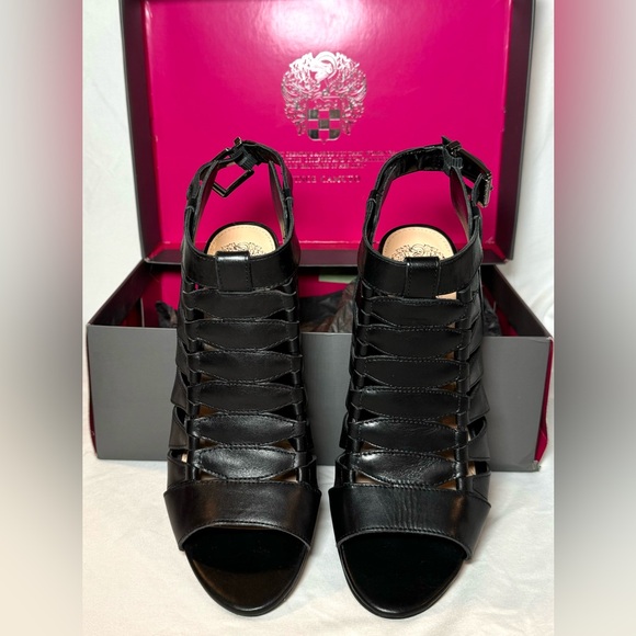 Vince Camuto Elika Geo Cutout Sandals Size 7.5M - Picture 1 of 8